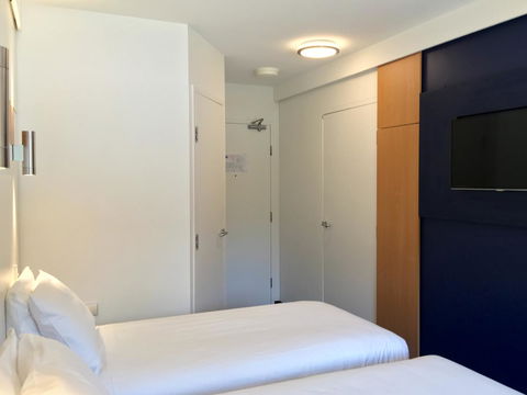 Ibis Budget - Gosford - Darwin Holiday 21