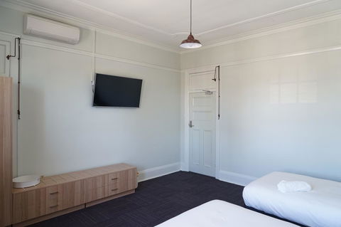 Rosehill Hotel - Darwin Holiday 4