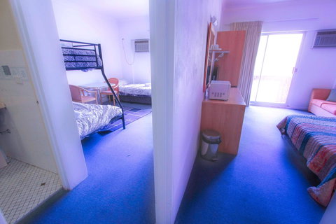 Rest Easy Motel - Darwin Holiday 14