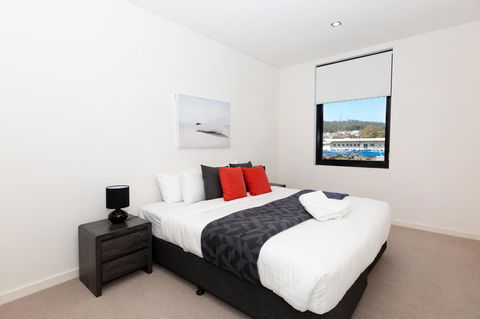 Brand New Executive Apartment - Darwin Holiday 13