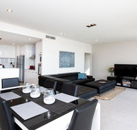 Brand New Executive Apartment - Darwin Holiday