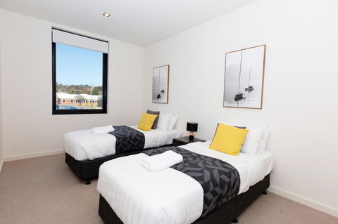 Brand New Executive Apartment - Darwin Holiday 14