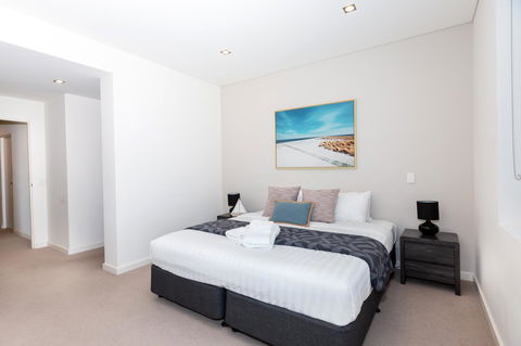 Brand New Executive Apartment - Darwin Holiday 9