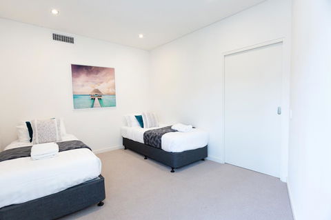Brand New Executive Apartment - Darwin Holiday 15