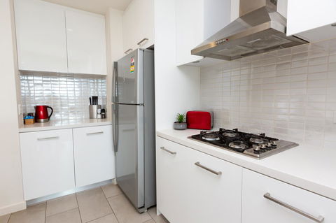 Brand New Executive Apartment - Darwin Holiday 6