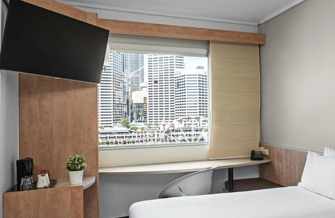 Ibis Sydney Darling Harbour - Darwin Holiday 2
