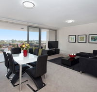 The Junction Palais - Modern and Spacious 2BR Bondi Junction Apartment Close to Everything - Darwin Holiday