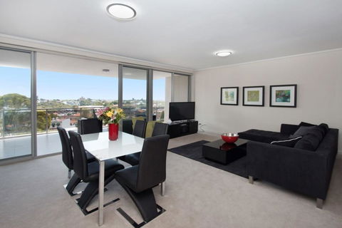 The Junction Palais - Modern And Spacious 2BR Bondi Junction Apartment Close To Everything - Darwin Holiday 0