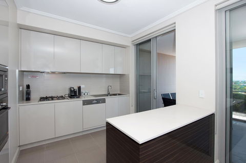 The Junction Palais - Modern And Spacious 2BR Bondi Junction Apartment Close To Everything - Darwin Holiday 8