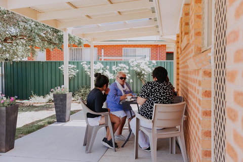 Central Wagga Self Catering Apartment - Darwin Holiday 17