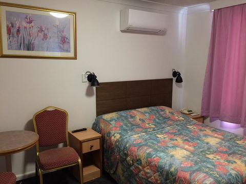 Edgecliff Lodge Motel - Darwin Holiday 8