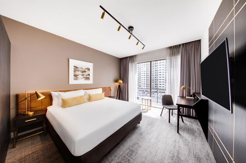 Vibe Hotel Sydney - Darwin Holiday 1