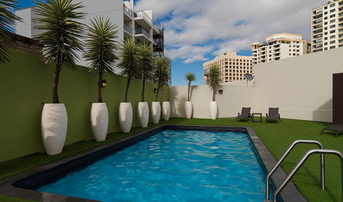 Vibe Hotel Sydney - Darwin Holiday 10