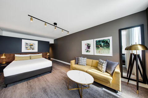 Vibe Hotel Sydney - Darwin Holiday 29