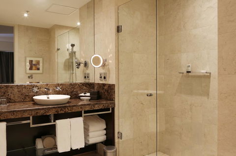 Sofitel Sydney Wentworth - Darwin Holiday 5