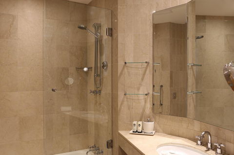 Sofitel Sydney Wentworth - Darwin Holiday 42