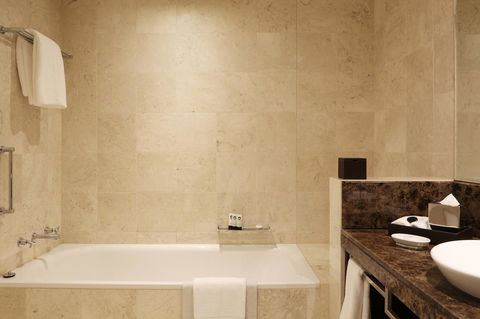 Sofitel Sydney Wentworth - Darwin Holiday 7