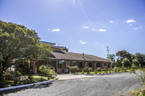 Allonville Gardens Motel - Darwin Holiday 11