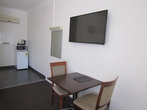Allonville Gardens Motel - Darwin Holiday 15