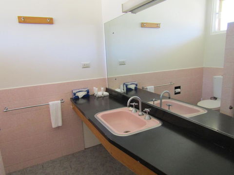 Allonville Gardens Motel - Darwin Holiday 18