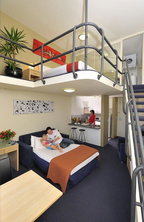 Metro Apartments On Darling Harbour - Darwin Holiday 1