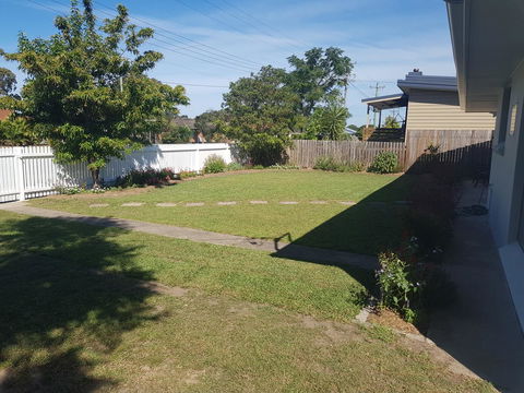 Golden Hill Cottage - Darwin Holiday 12
