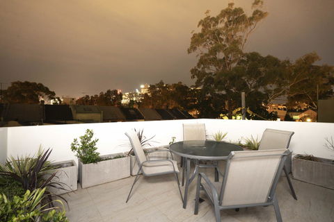 Luxury Villa Darlington - Vine - Darwin Holiday 5