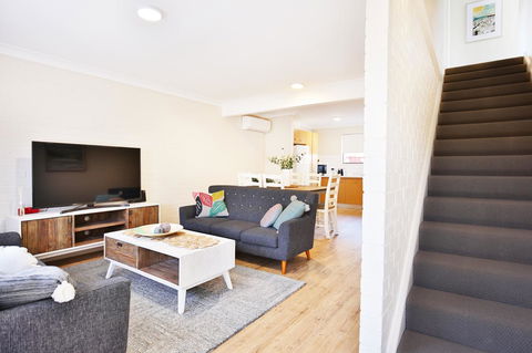 Abode @ Culburra - Pet Friendly - 4 Mins To Beach - Darwin Holiday 7