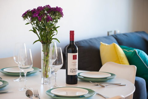 Waterview Beach Apartment - Darwin Holiday 9