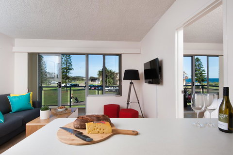 Waterview Beach Apartment - Darwin Holiday 4