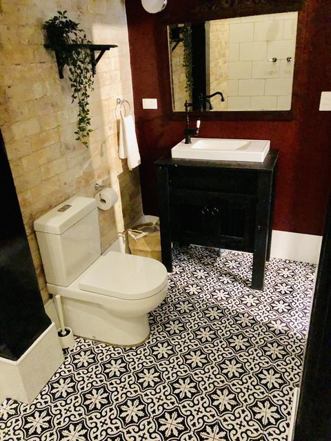 Designer Studios Manly - Darwin Holiday 20