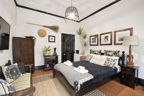 Designer Studios Manly - Darwin Holiday 19