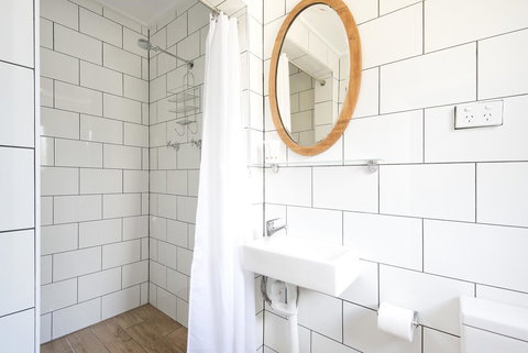 Designer Studios Manly - Darwin Holiday 34