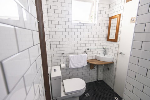 Designer Studios Manly - Darwin Holiday 33