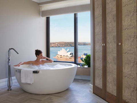 Four Seasons Hotel Sydney - Darwin Holiday 39