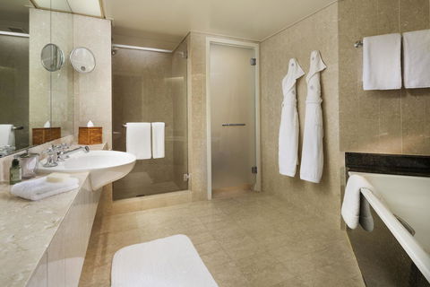 Four Seasons Hotel Sydney - Darwin Holiday 42