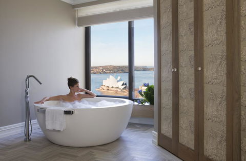 Four Seasons Hotel Sydney - Darwin Holiday 35