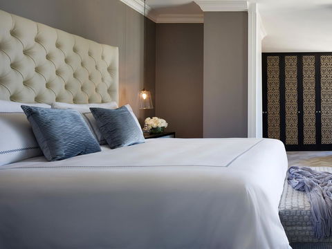 Four Seasons Hotel Sydney - Darwin Holiday 40