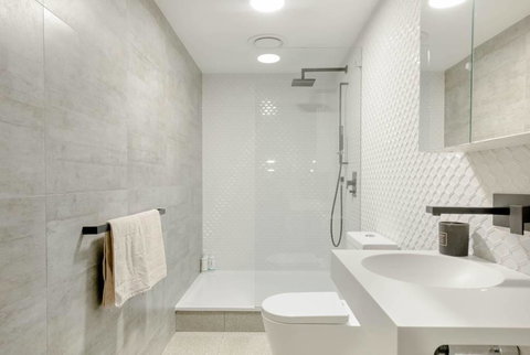 Scandi Beach Apartment - Darwin Holiday 4