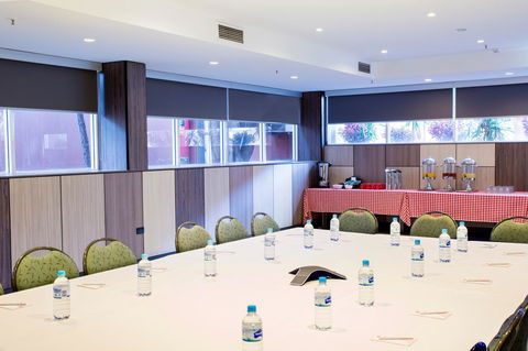 Metro Aspire Hotel Sydney - Darwin Holiday 11