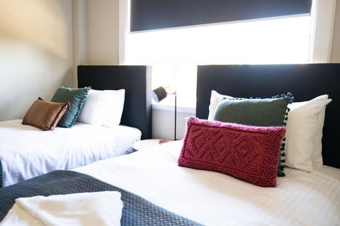 Horse And Jockey Hotel Homebush - Darwin Holiday 8
