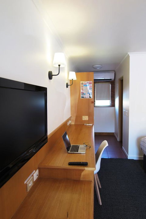 Summerhill Motor Inn - Darwin Holiday 11