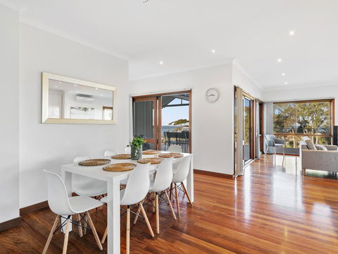 The Beach House Terrigal - Darwin Holiday 3