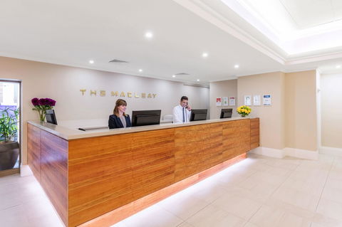 Macleay Hotel - Darwin Holiday 2