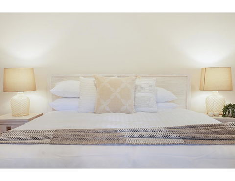 Huge Garden Apartment In The Heart Of Bondi Beach - Darwin Holiday 7