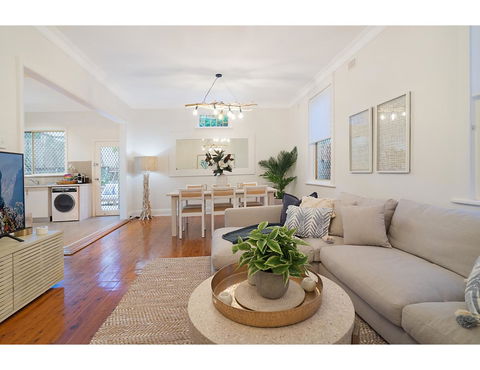 Huge Garden Apartment In The Heart Of Bondi Beach - Darwin Holiday 6