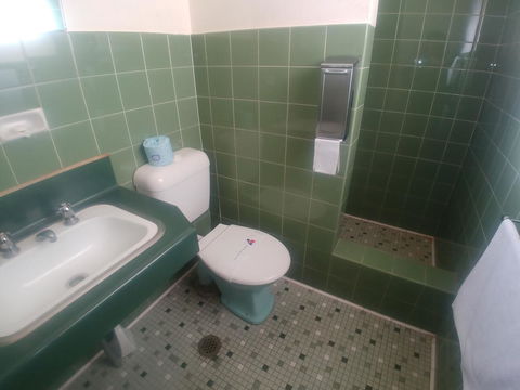 Bega Motel - Darwin Holiday 12