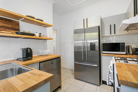Seaspray - Manly Beach Apartment Close To The Sand - Darwin Holiday 7