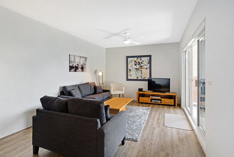 Victoria Parade, Kiah, Unit 10, 53 - Darwin Holiday 2