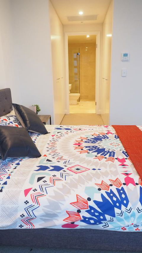 SkyGarden Sydney Olympic Park 3 & 4 Bedroom City View - Darwin Holiday 26